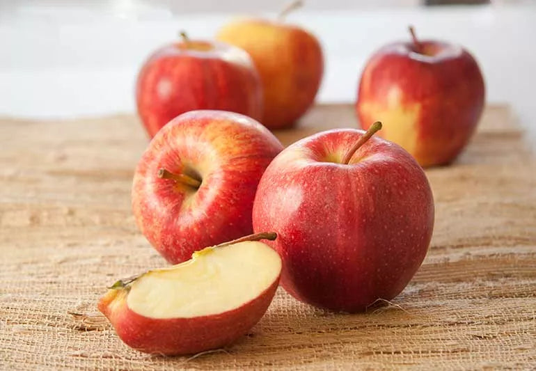 9 Reasons Why You Should Start Your Mornings With Apple Cider Vinegar